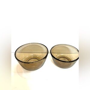 Anchor Hocking Amber 1 Quart 1056 and  1.5 Quart 1057 Glass Nesting Mixing Bowls